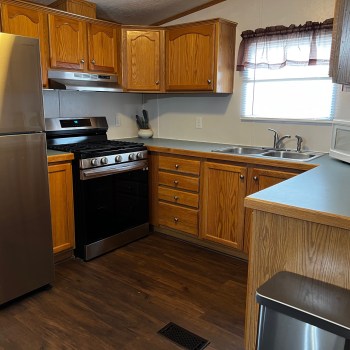 Stay In Ohiopyle - Kitchen - "The Cole"
